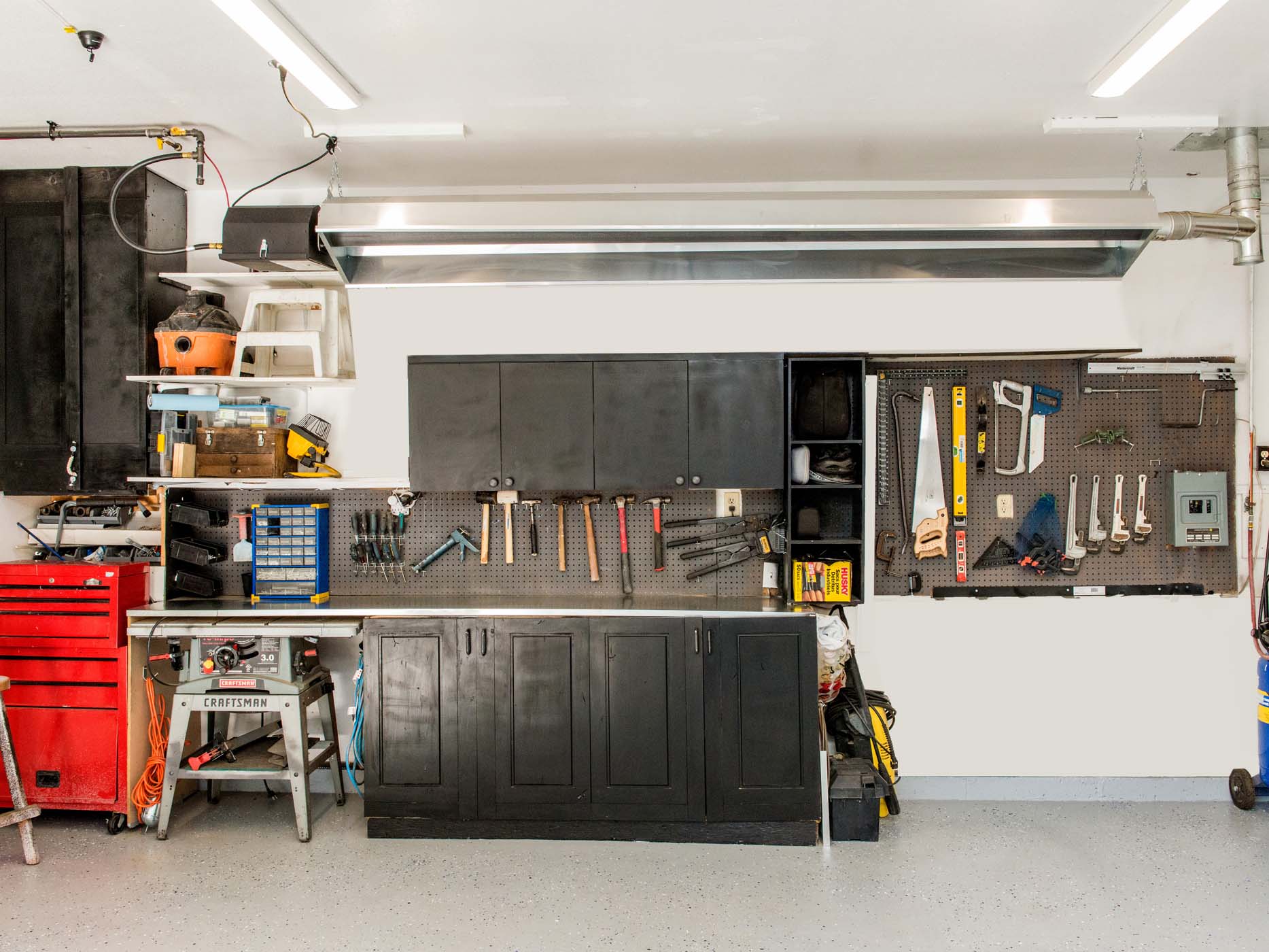 How To Transform Your Unfinished Garage Into Usable Space
